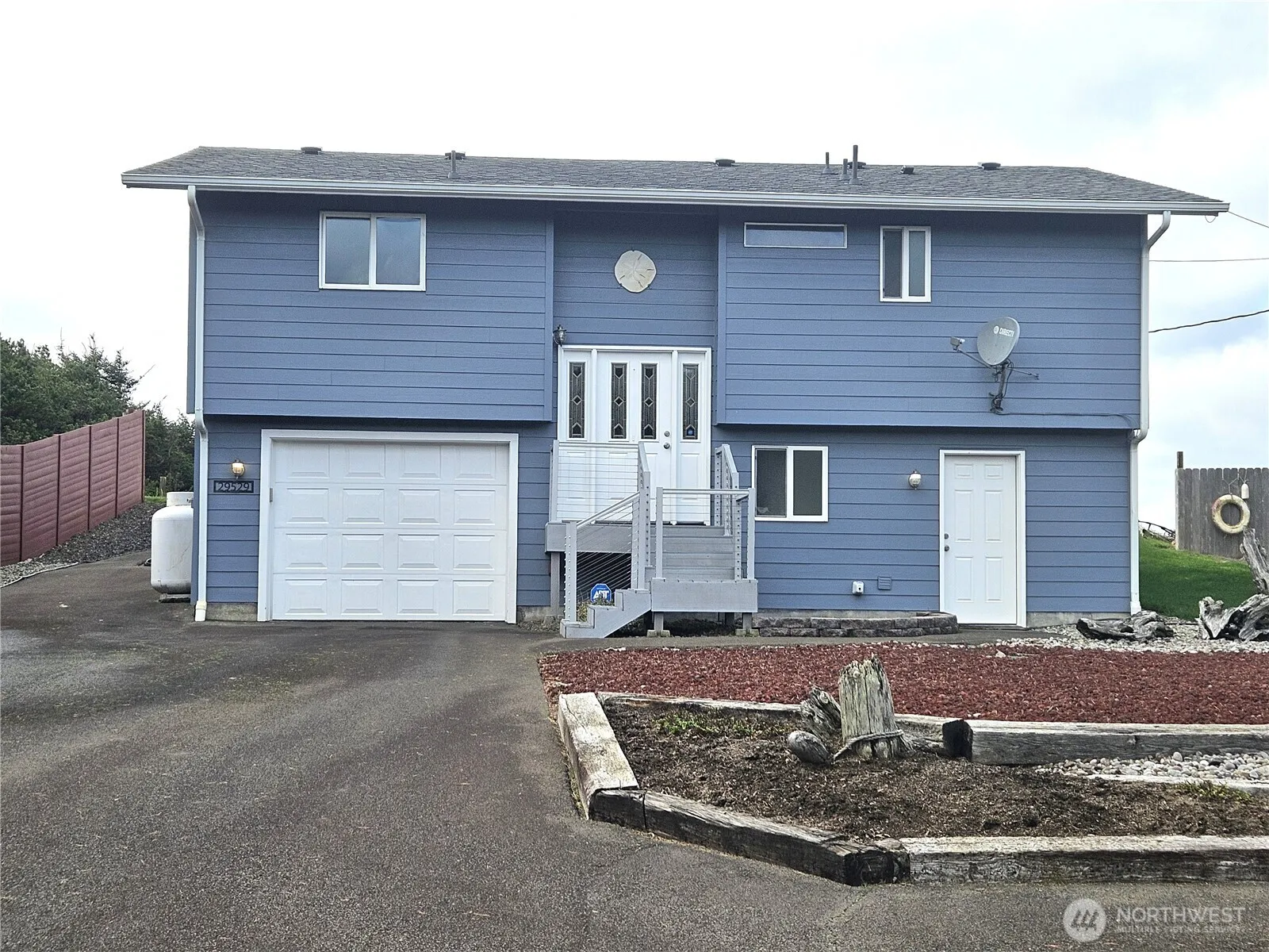 Property photo for 29529 G Street, Ocean Park