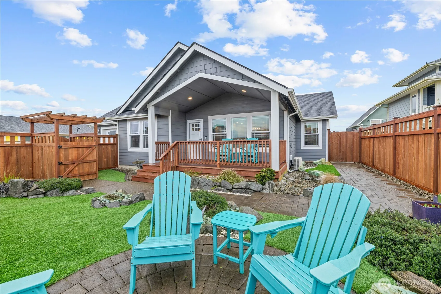Property photo for 1116 Ocean Shores Boulevard Sw, Ocean Shores