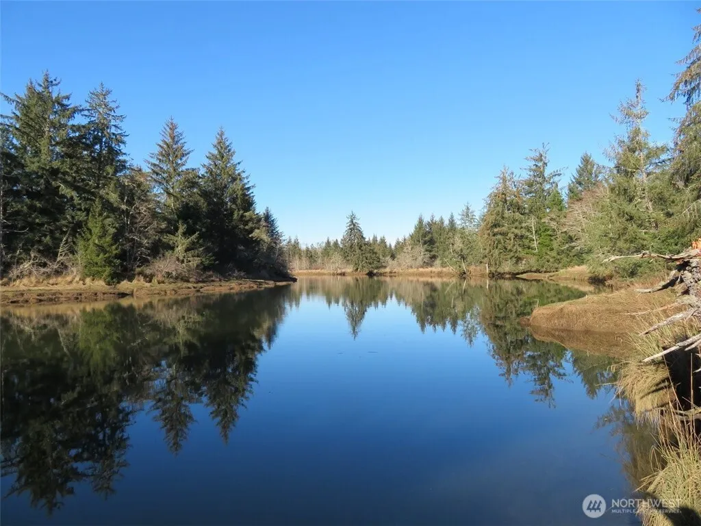 Property photo for 1478 Xxx E Hoquiam Road, Hoquiam photo 2