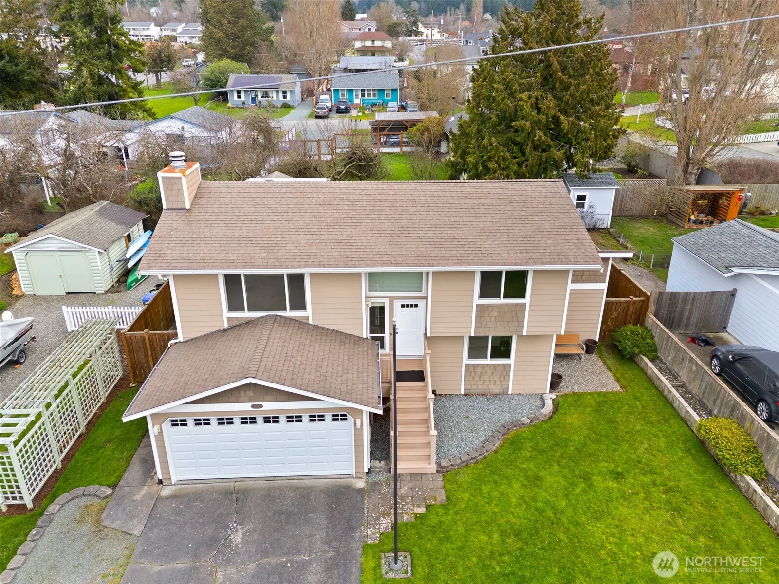 Property photo for 809 Ne Perkins Street, Coupeville photo 3