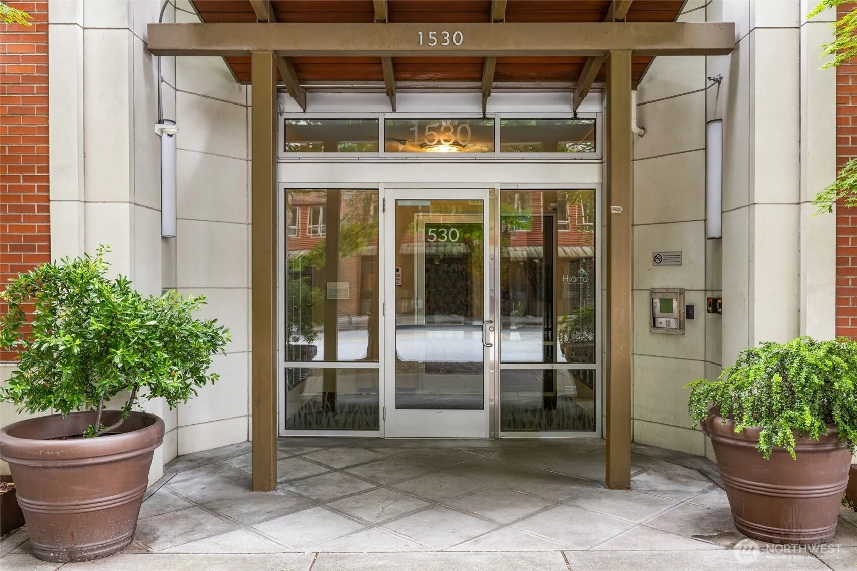 Property photo for 1530 Nw Market Street #208, Seattle photo 2