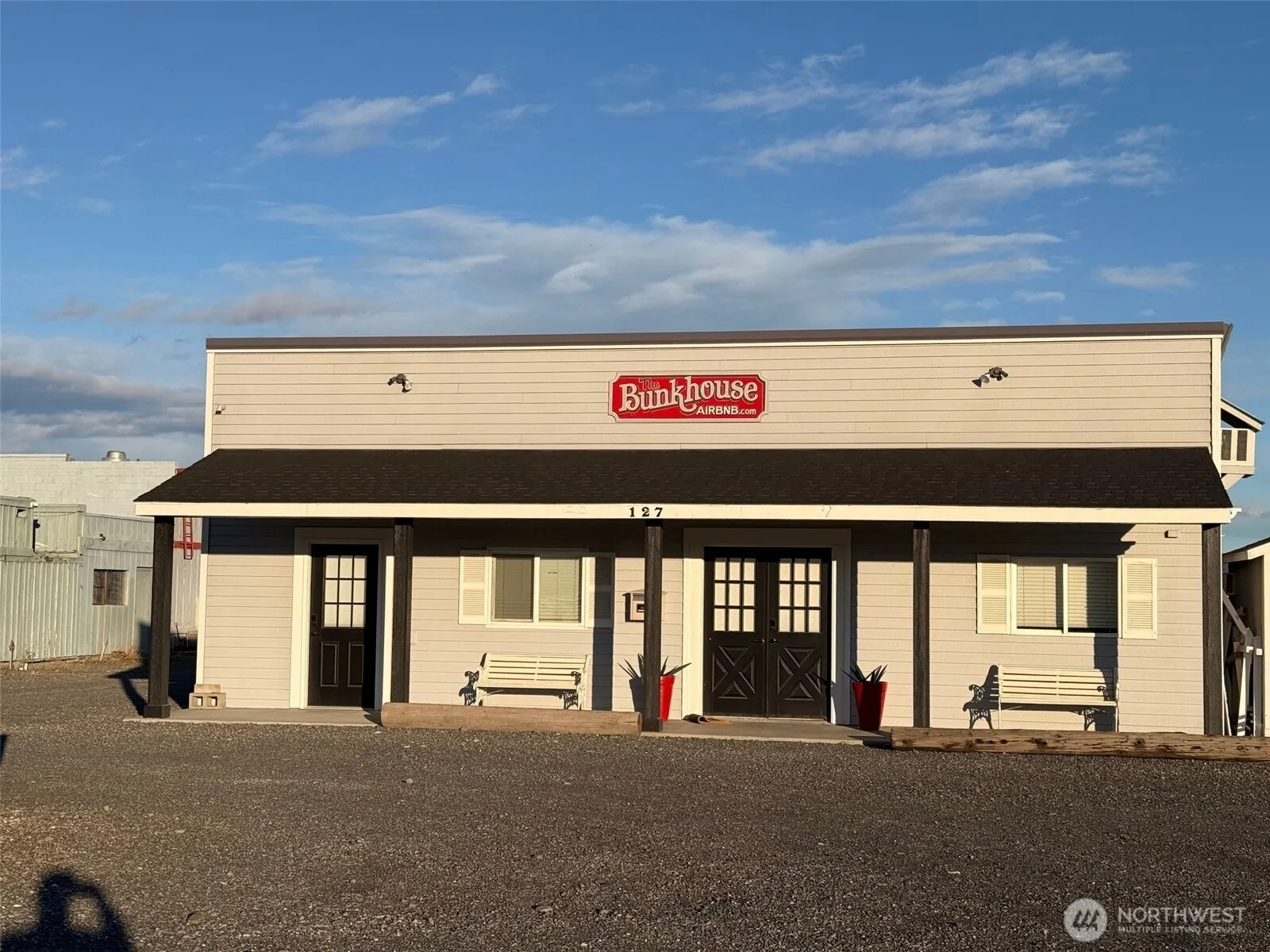 Property photo for 127 Frontier Way Sw, Mattawa photo 2