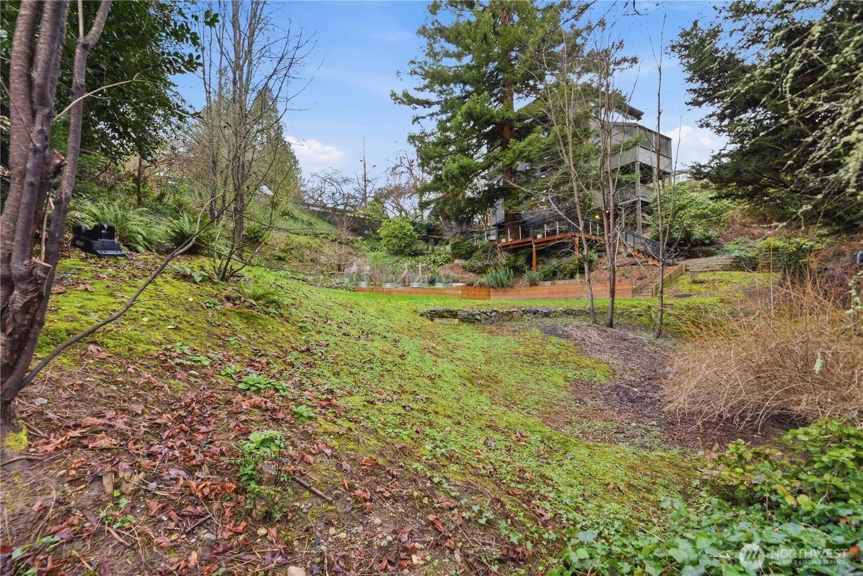 Property photo for 11500 Durland Avenue Ne, Seattle photo 4