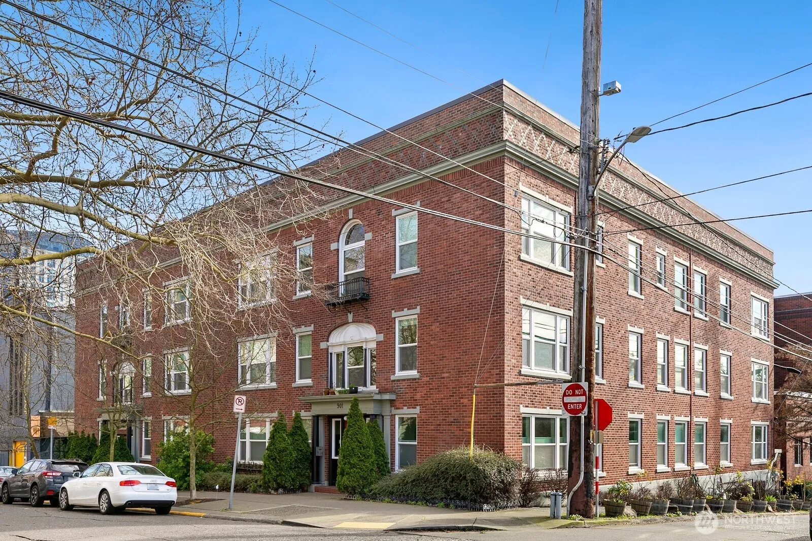 901 Ne 43rd Street #306, Seattle