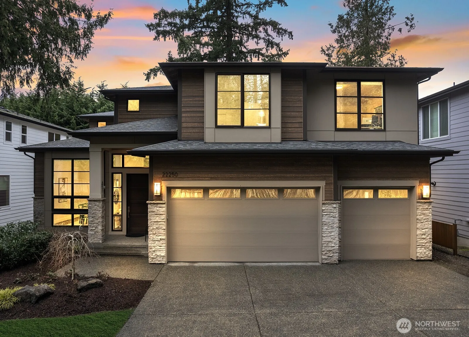 22250 Ne 3rd Court, Sammamish