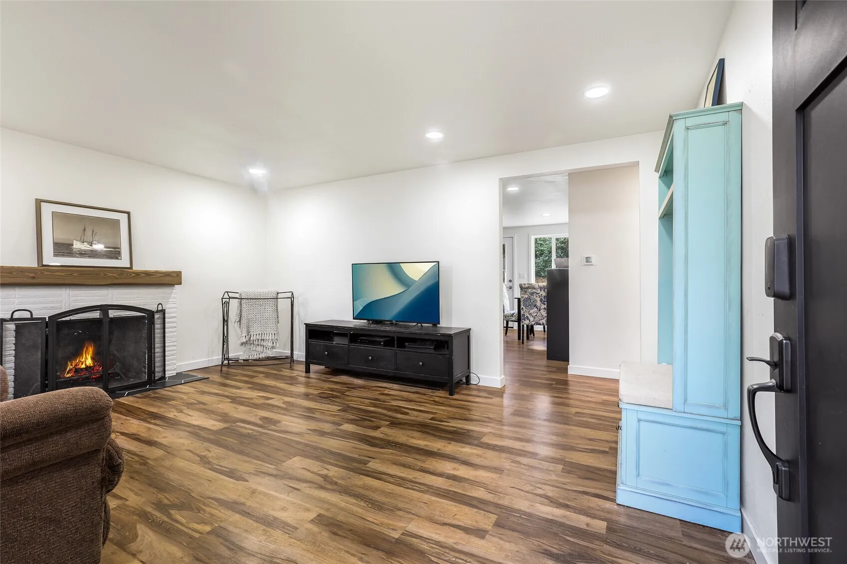 Property photo for 14517 Meridian Avenue N, Shoreline photo 2