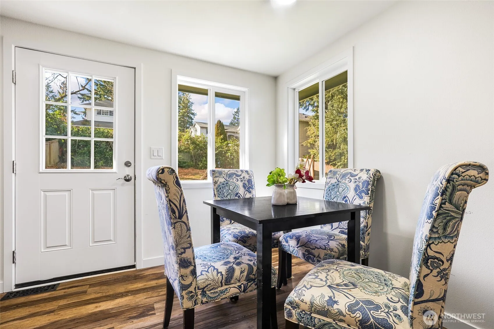Property photo for 14517 Meridian Avenue N, Shoreline photo 5