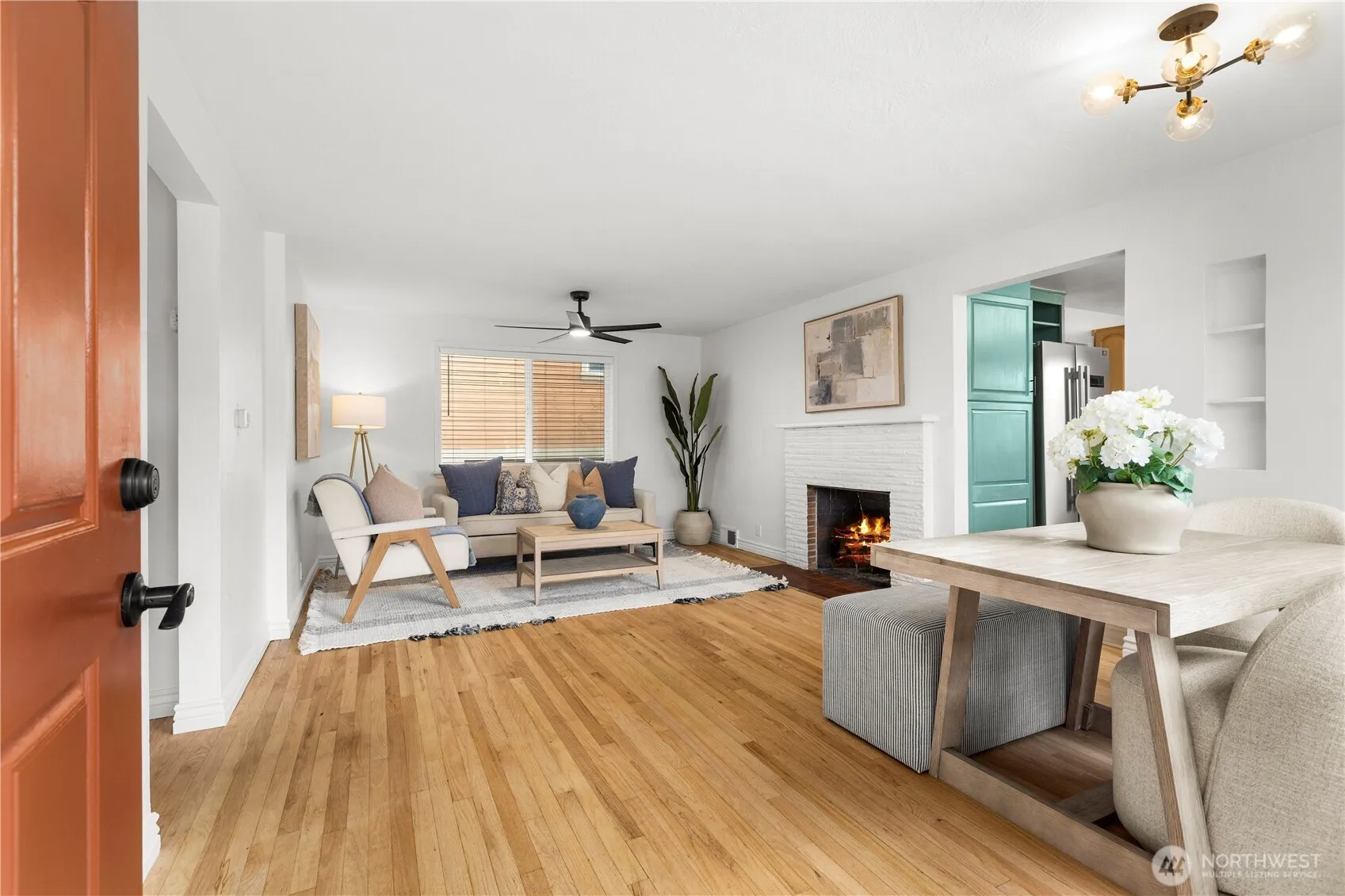 Property photo for 14052 Midvale Avenue N, Seattle photo 4