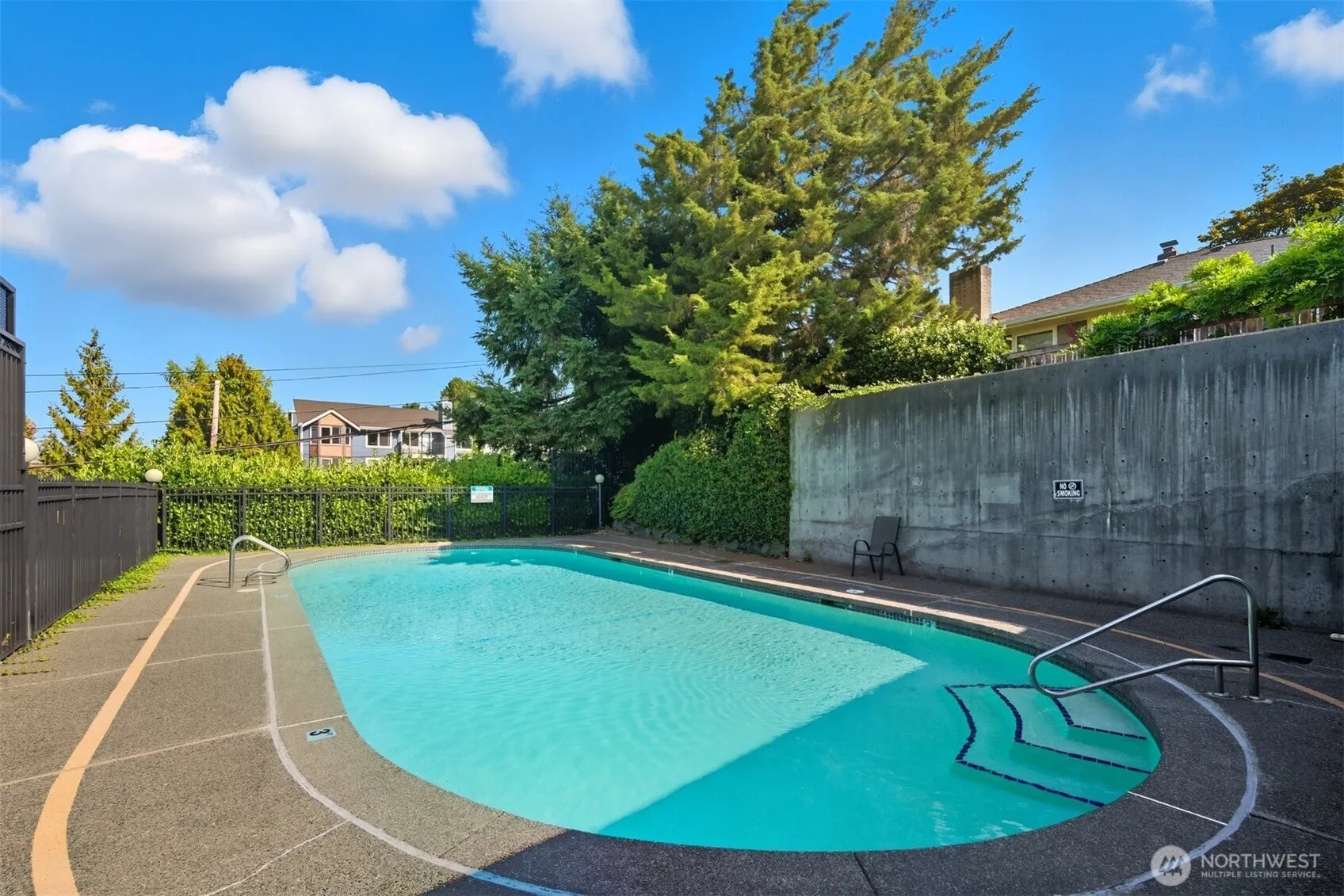 Property photo for 9416 1st Avenue Ne #305, Seattle photo 4