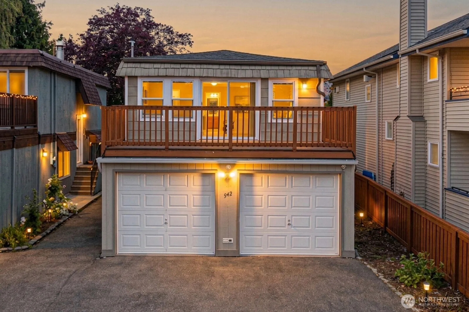 942 N 82nd Street, Seattle
