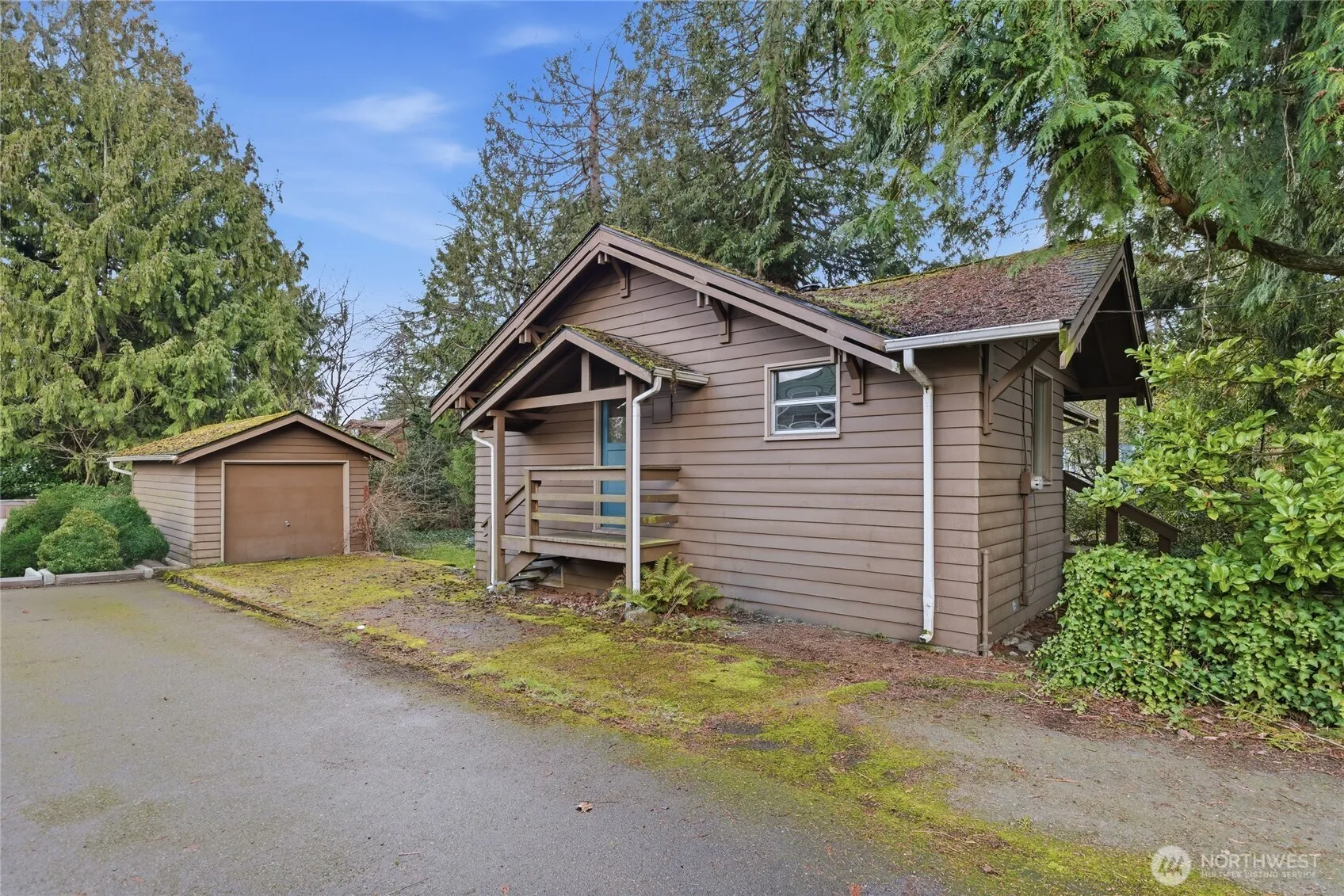 Property photo for 11716 16th Avenue Ne, Seattle