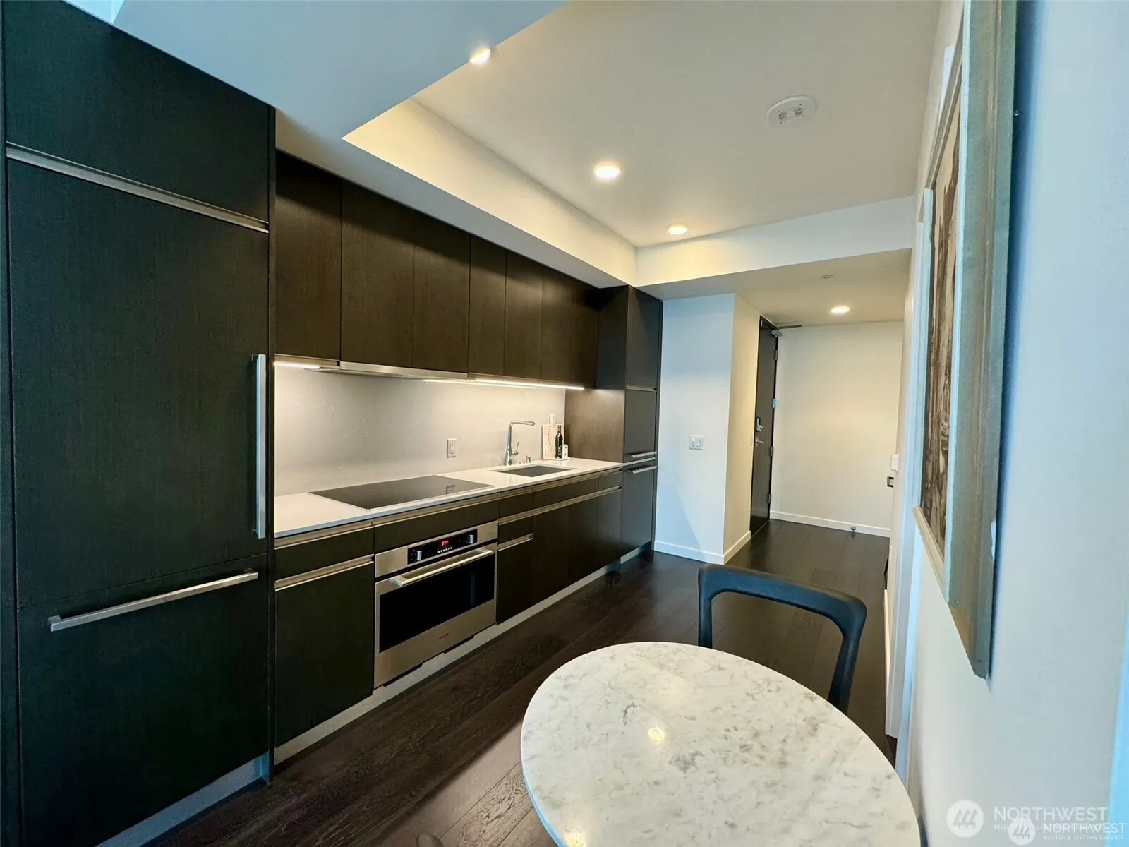 Property photo for 1808 Minor Avenue #1907, Seattle photo 3