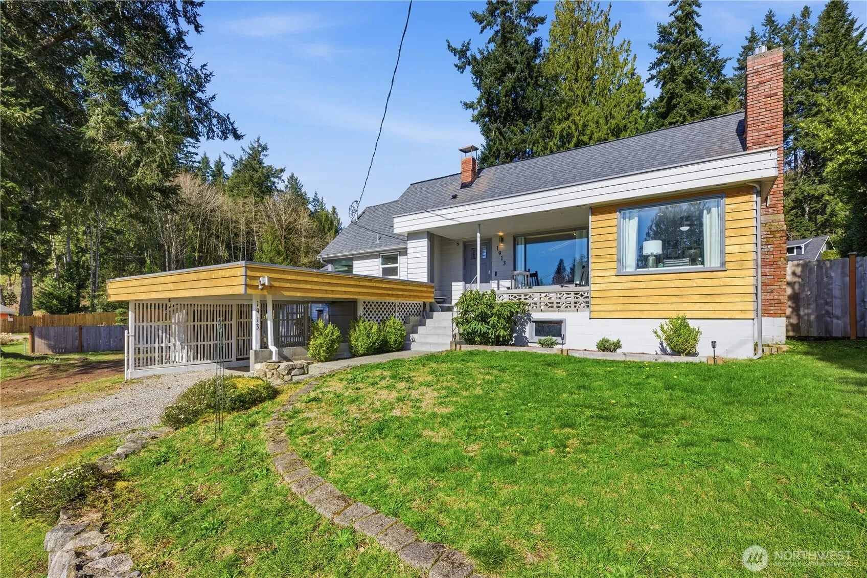 Property photo for 1913 Deville Drive Nw, Bremerton photo 2