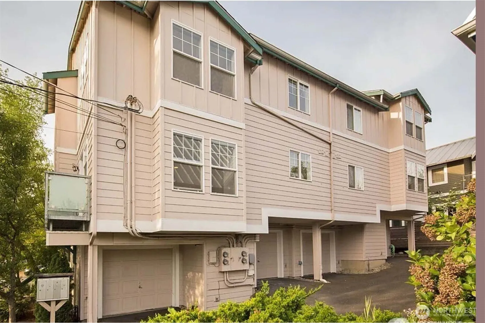 Property photo for 1920 E Union #104, Seattle