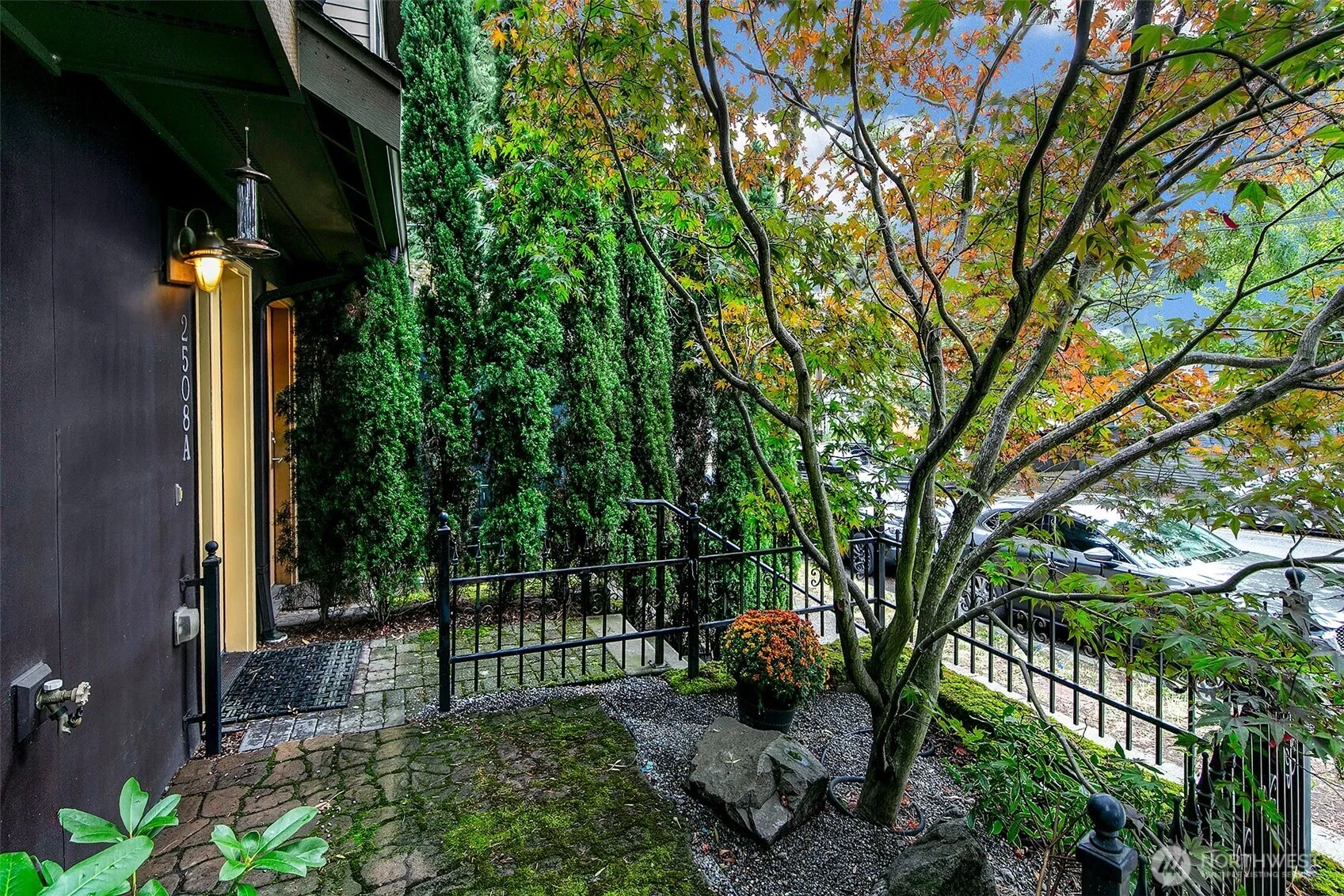 Property photo for 2508 E Yesler Way #a, Seattle photo 2