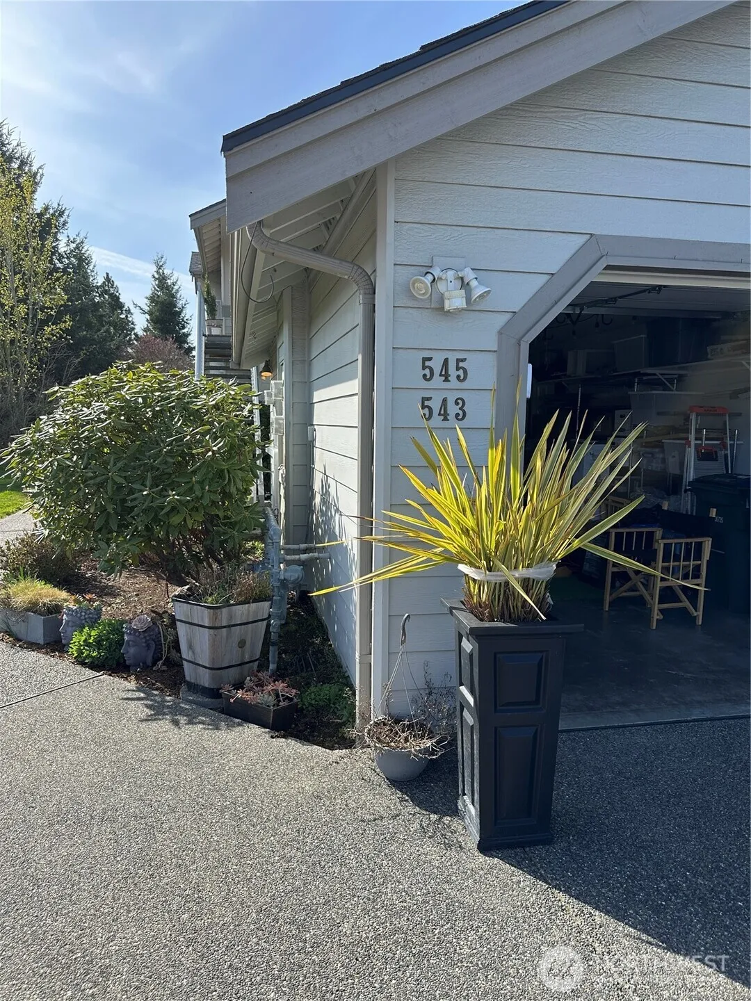 Property photo for 545 W Kellogg Road, Bellingham photo 2