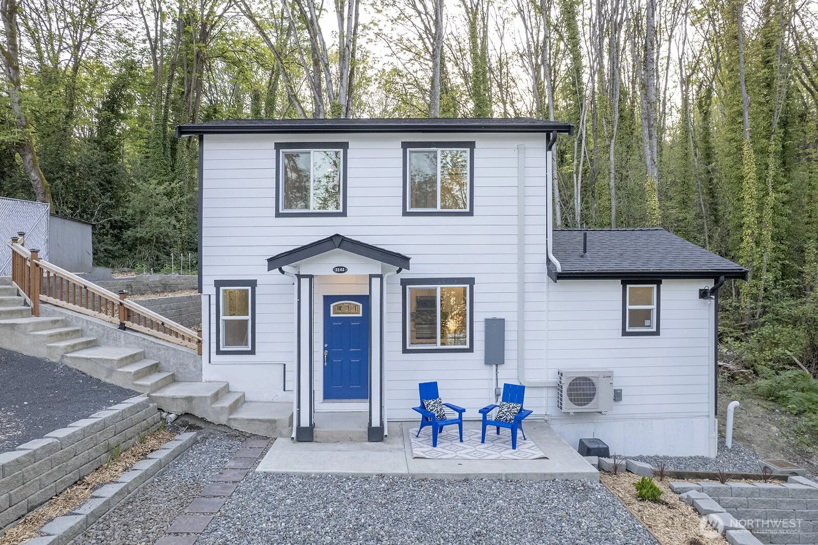 Property photo for 3265 31st Avenue Sw, Seattle