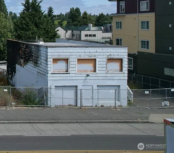 Property photo for 320 Nw 85th Street, Seattle photo 3
