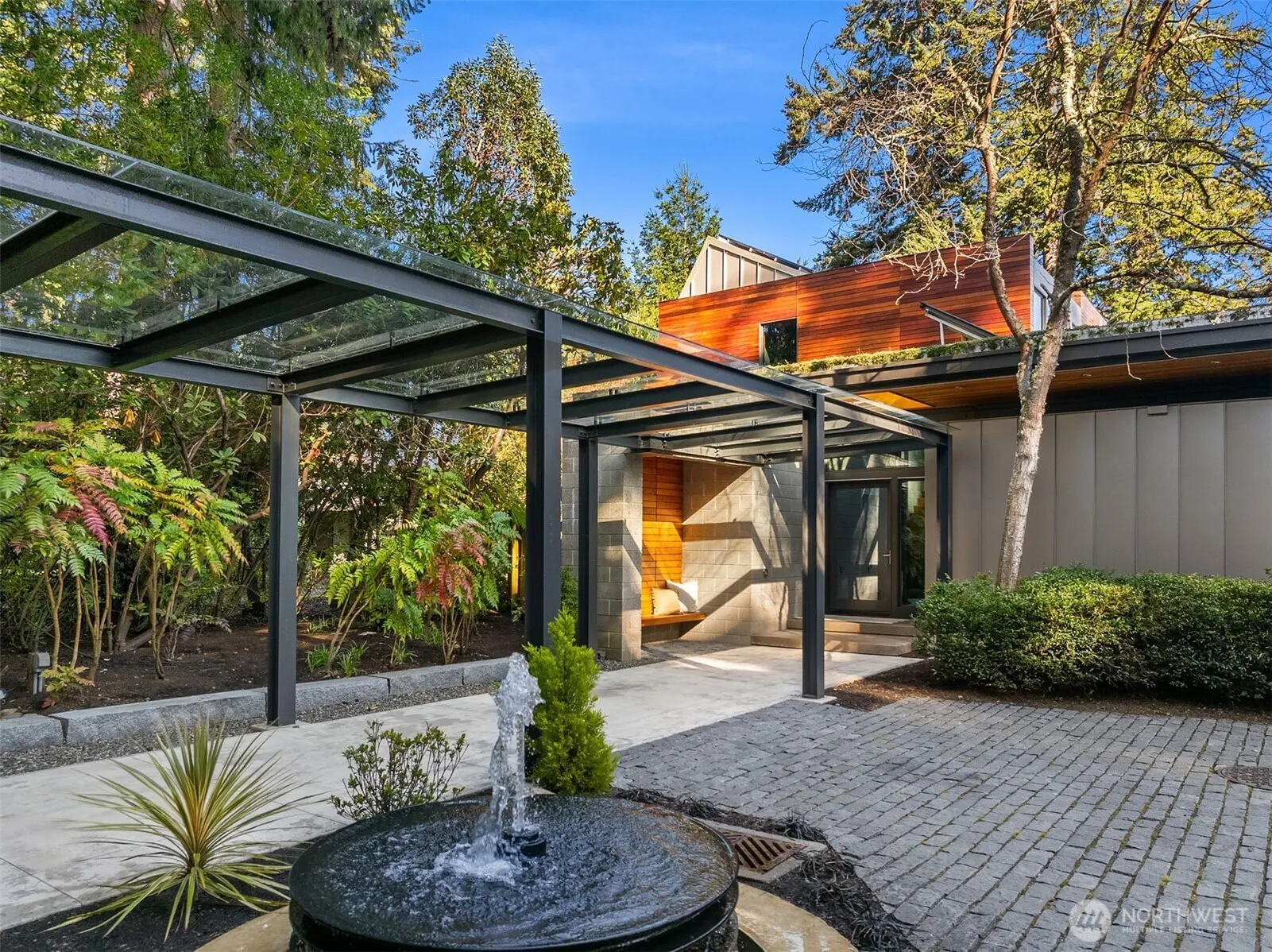 Property photo for 7268 Madrona Drive Ne, Bainbridge Island photo 4
