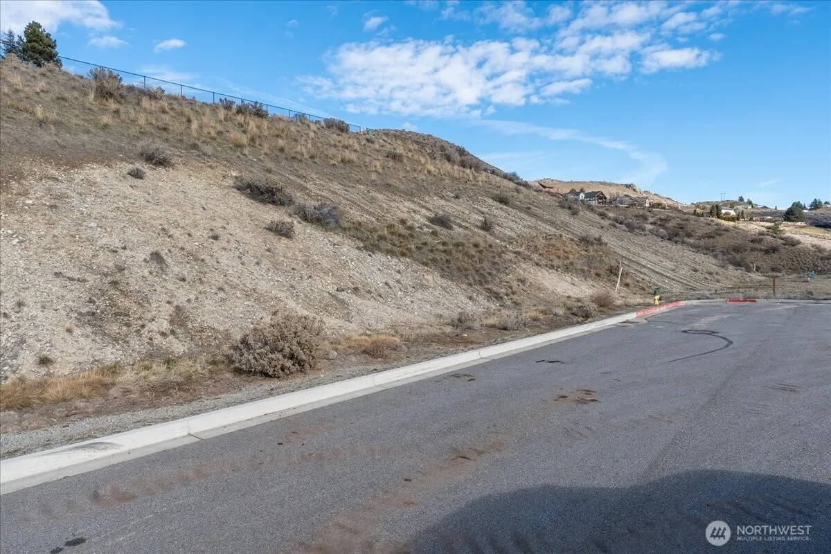 Property photo for 270 Crystal View Drive, Chelan photo 5