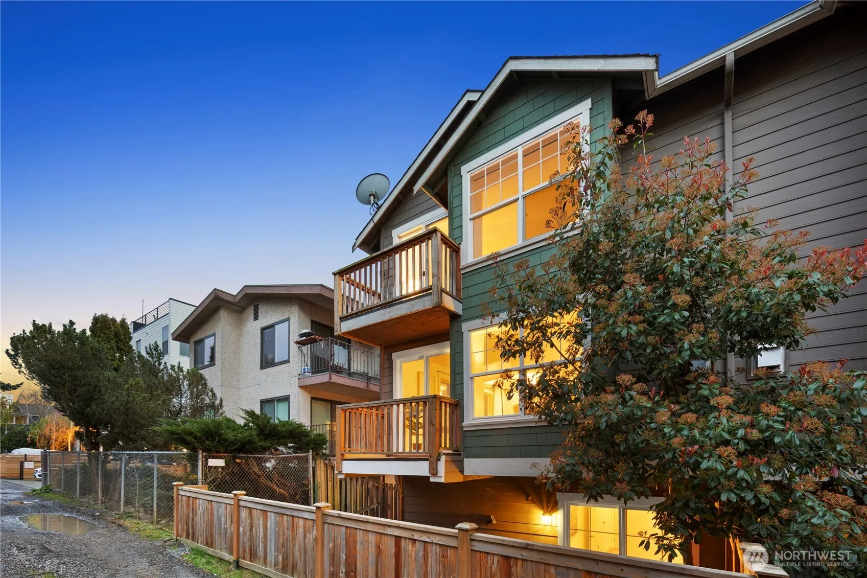 Property photo for 2646 Nw 56th Street #b, Seattle photo 3