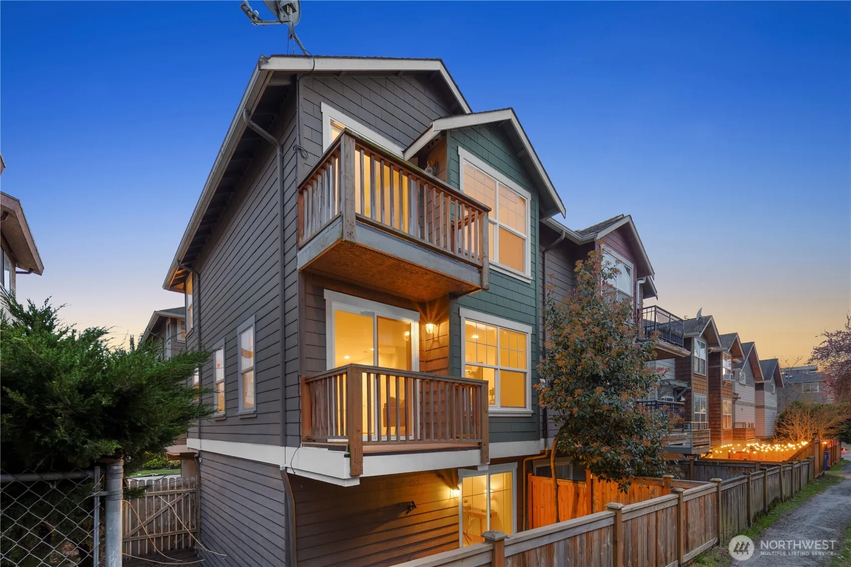 Property photo for 2646 Nw 56th Street #b, Seattle photo 2