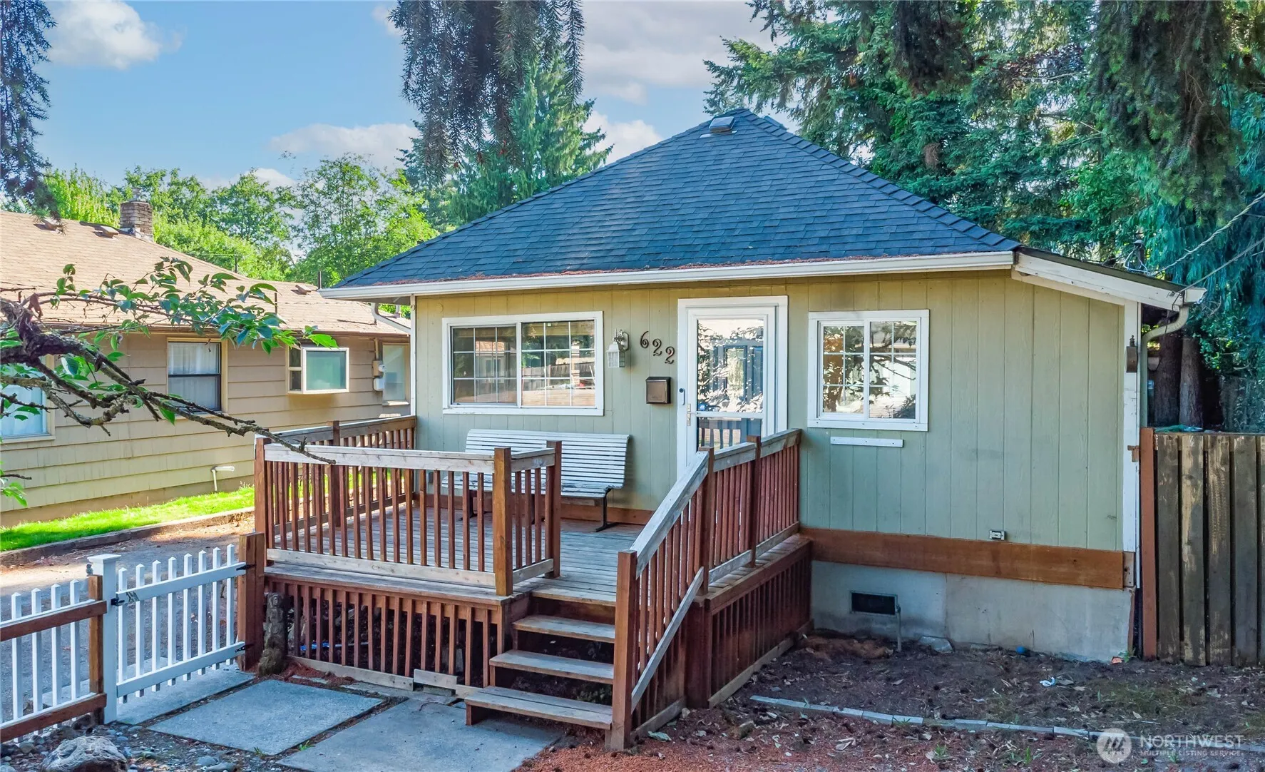 Property photo for 622 2nd Avenue S, Kent photo 2