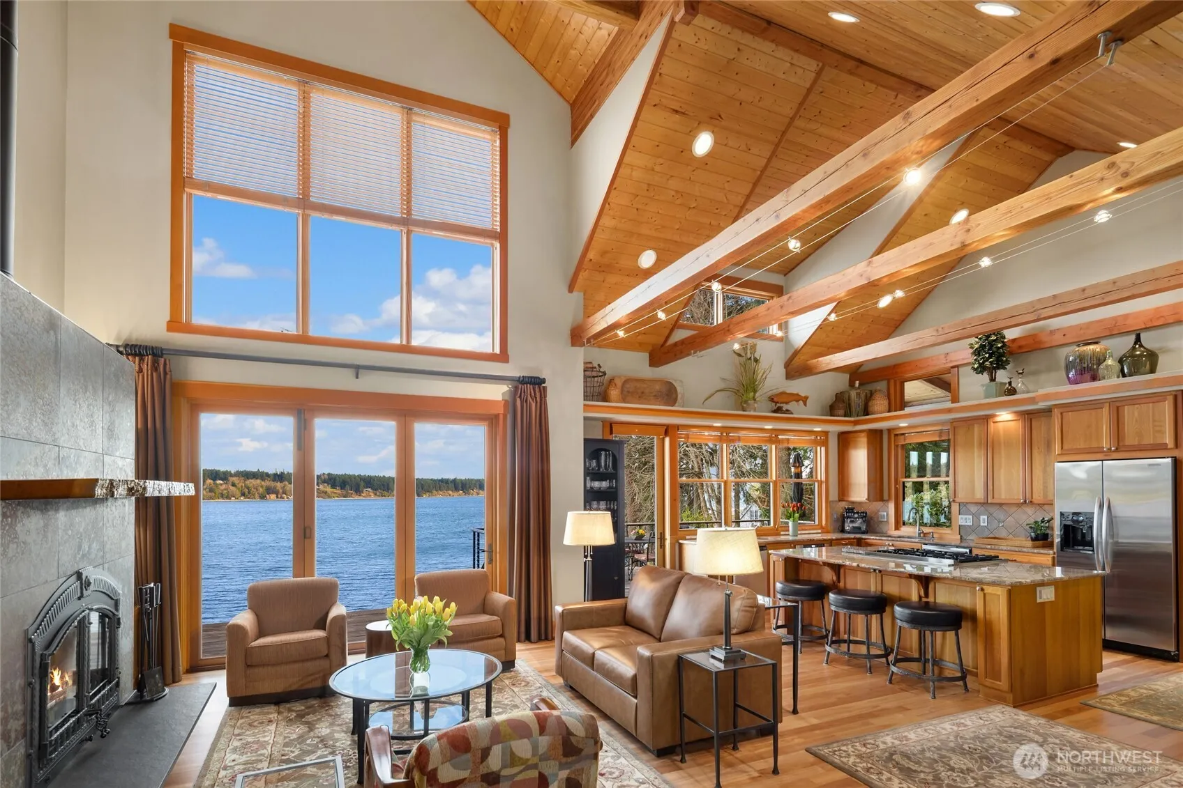 Property photo for 15550 Sandy Hook Rd Ne, Poulsbo photo 3