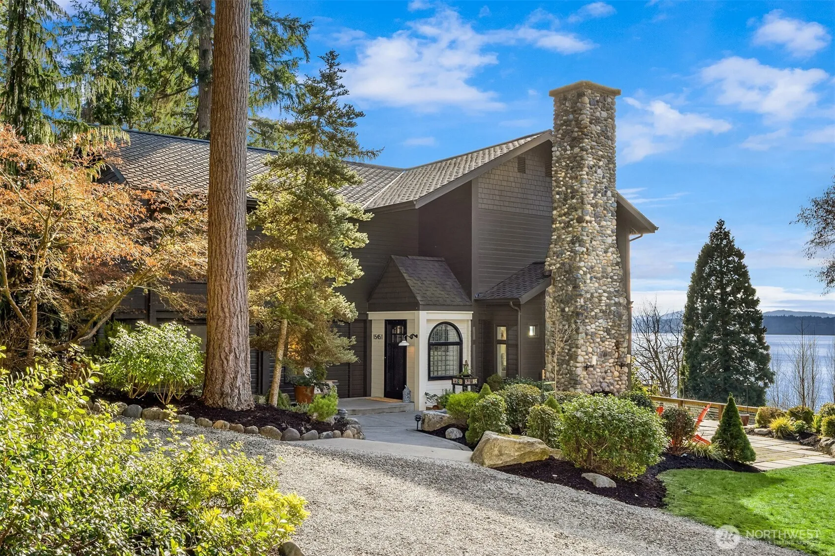 15451 Harvey Road Ne, Bainbridge Island