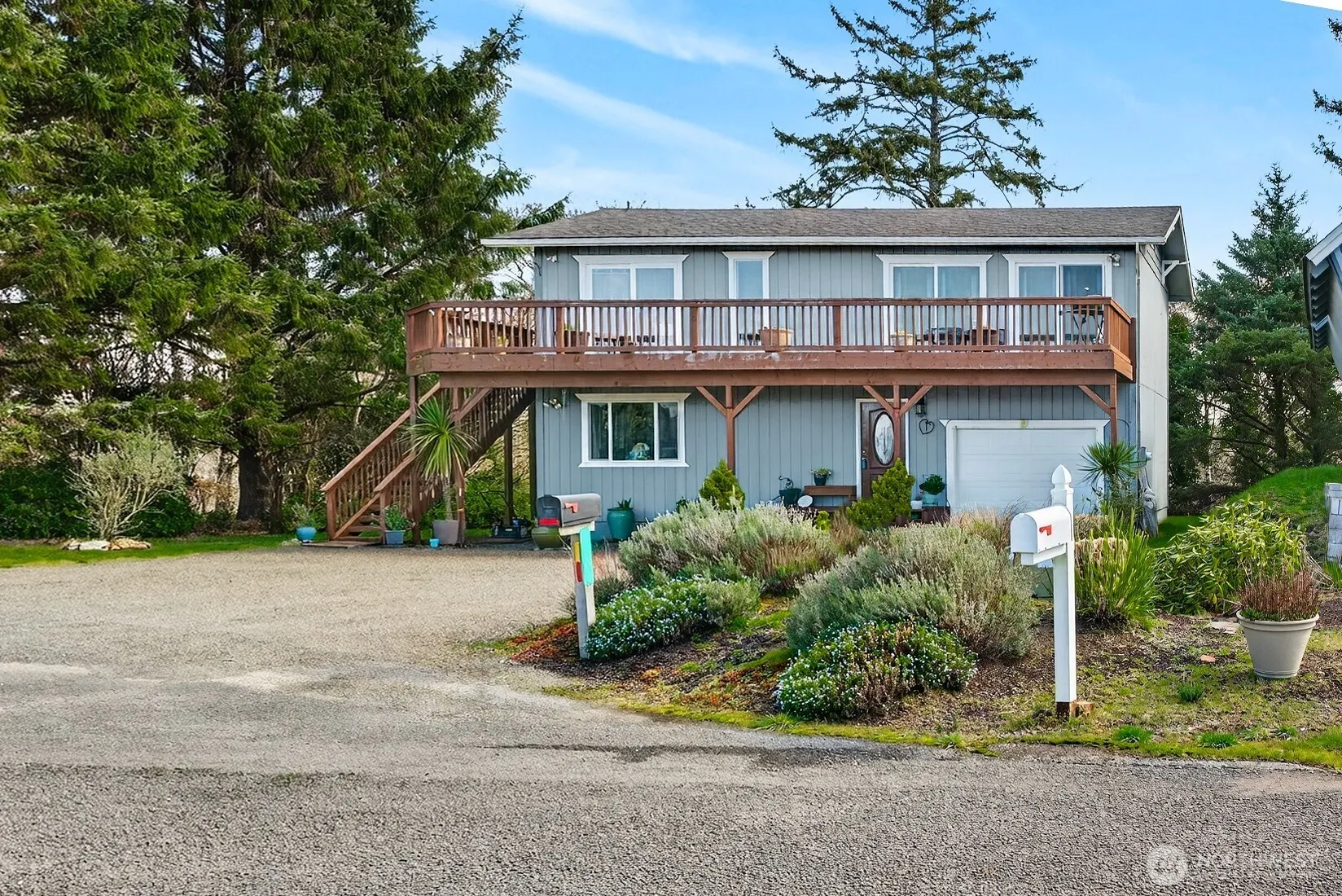Property photo for 33612 J Place, Ocean Park photo 2