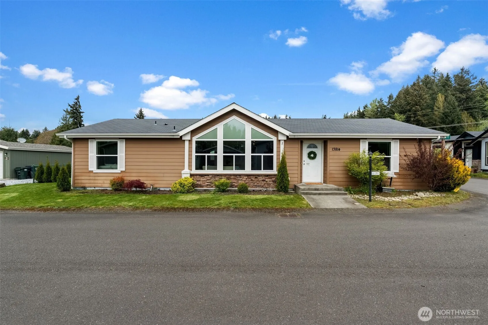 Property photo for 13814 21st Ave E, Tacoma