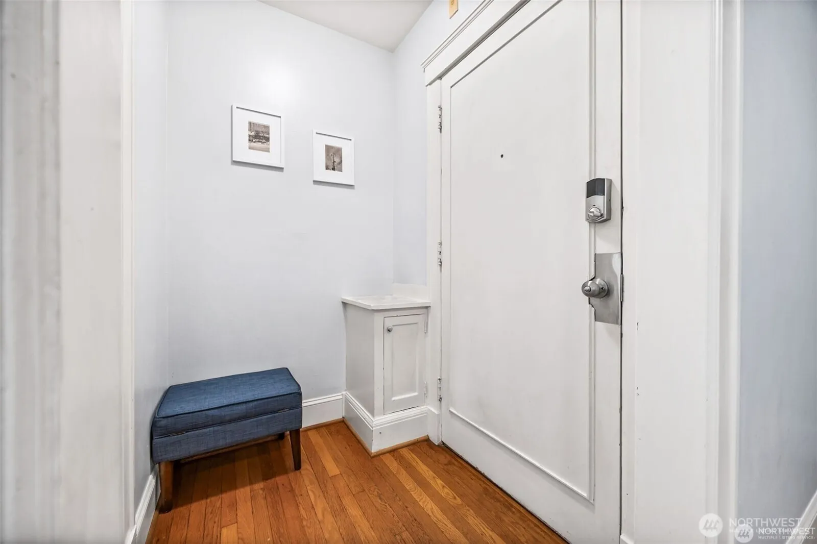 Property photo for 2132 5th Avenue #202, Seattle photo 5