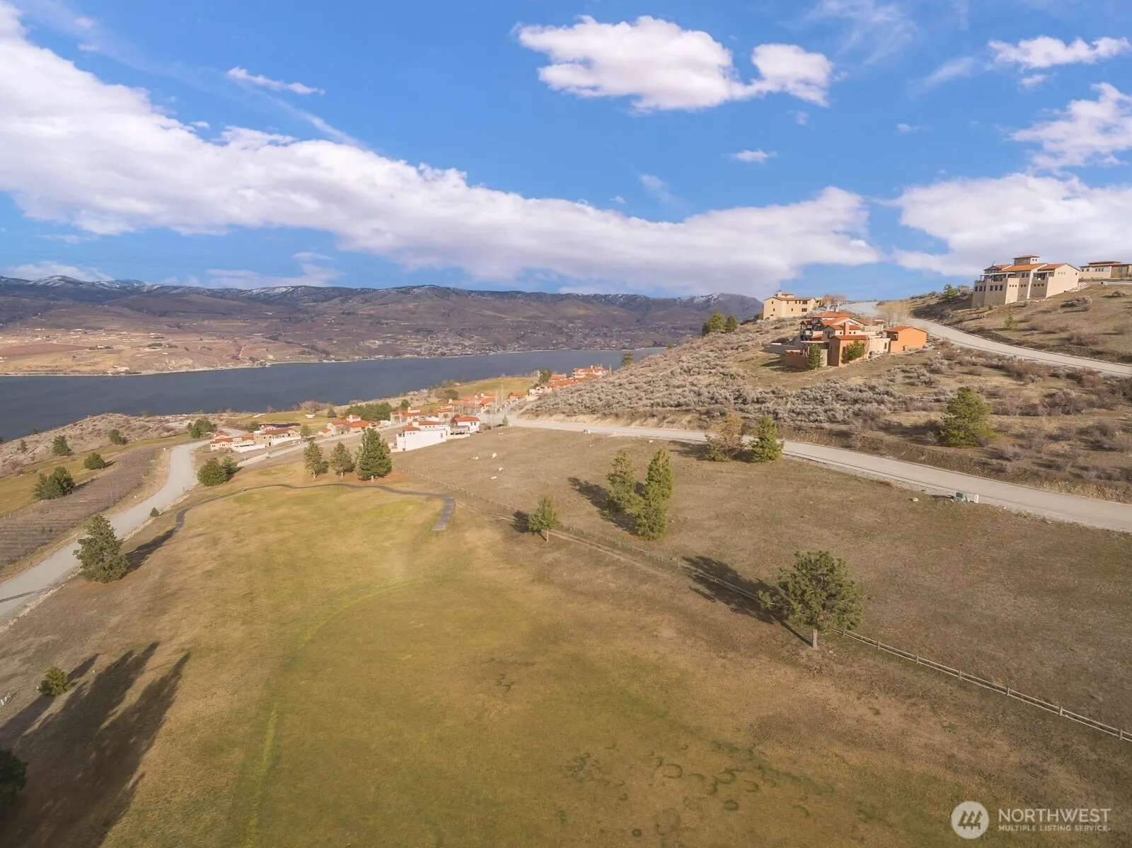 Property photo for 320 Paintbrush Road, Chelan photo 4