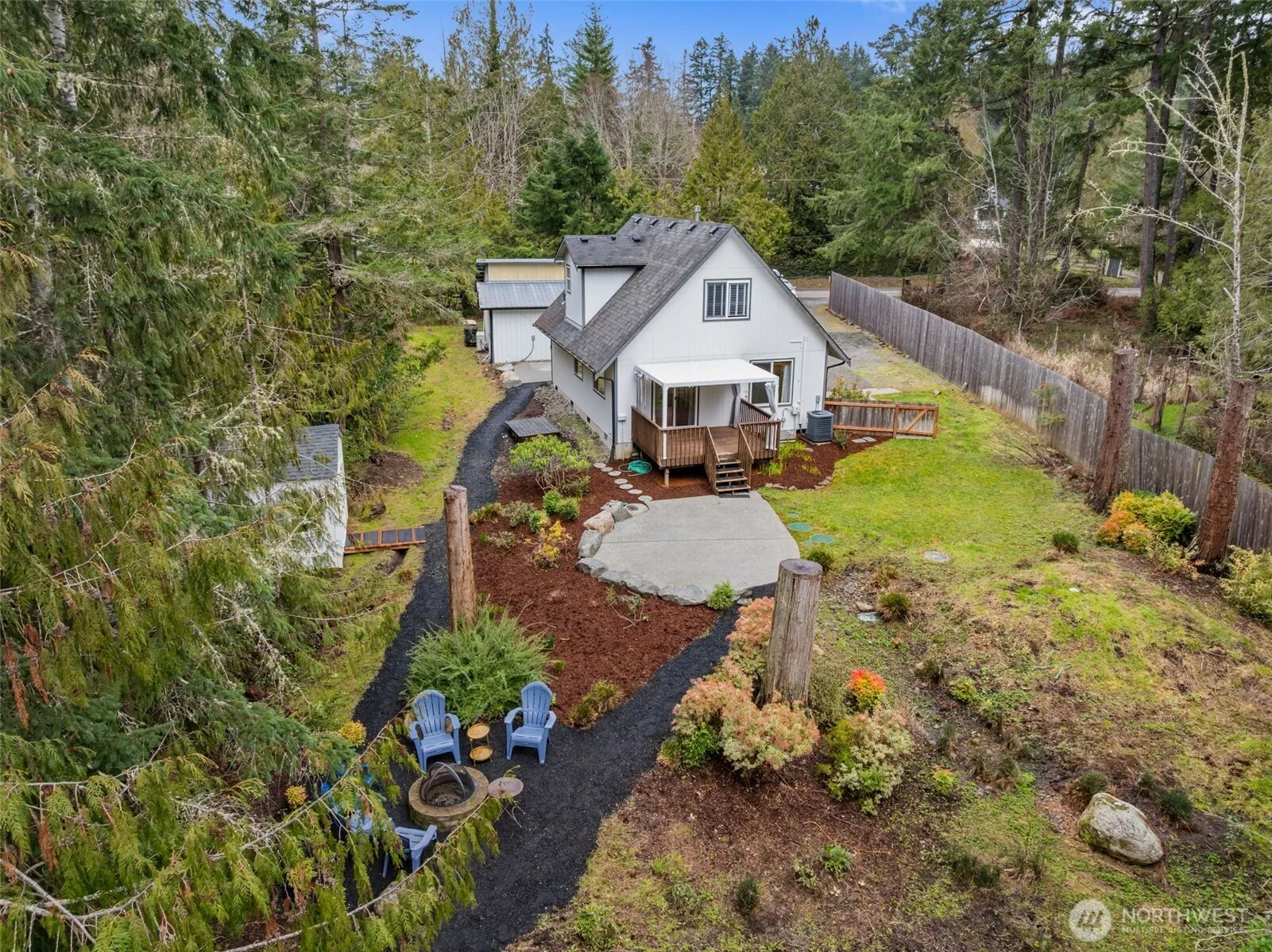 Property photo for 2832 Fishtrap Loop Ne, Olympia photo 4