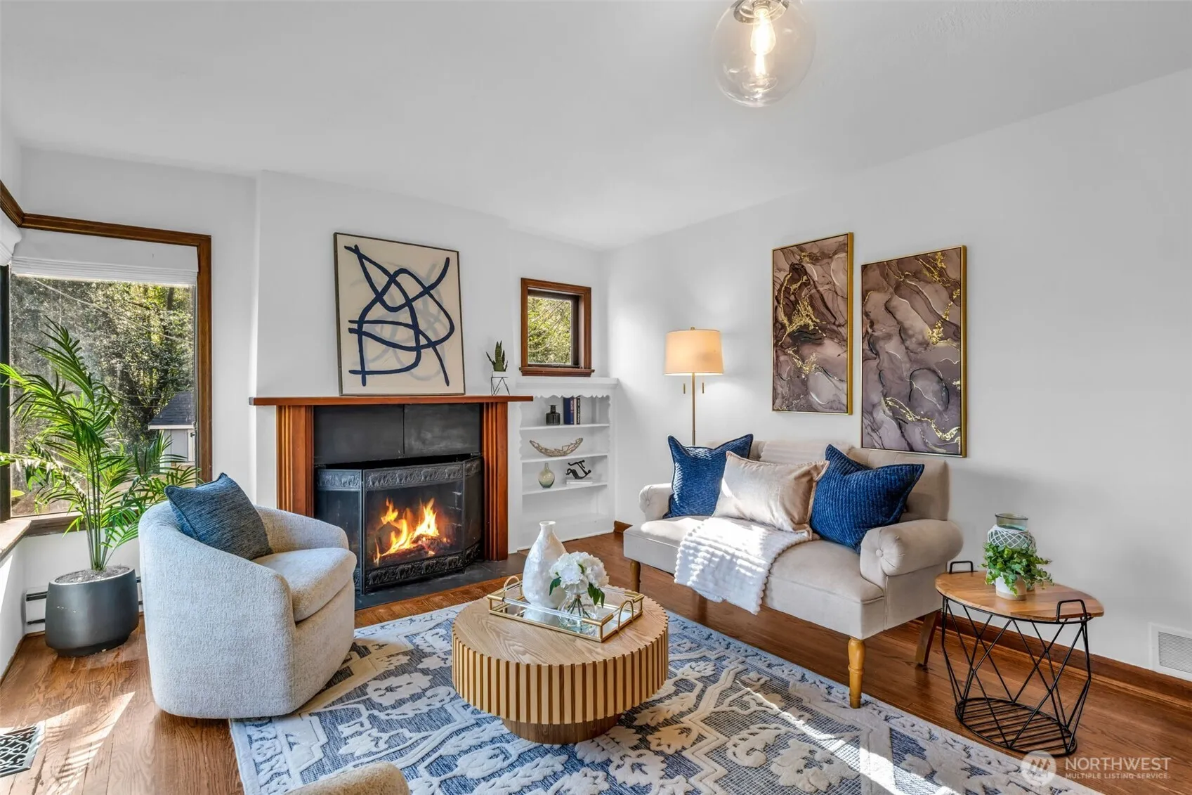 Property photo for 2301 Delmar Drive E, Seattle photo 4