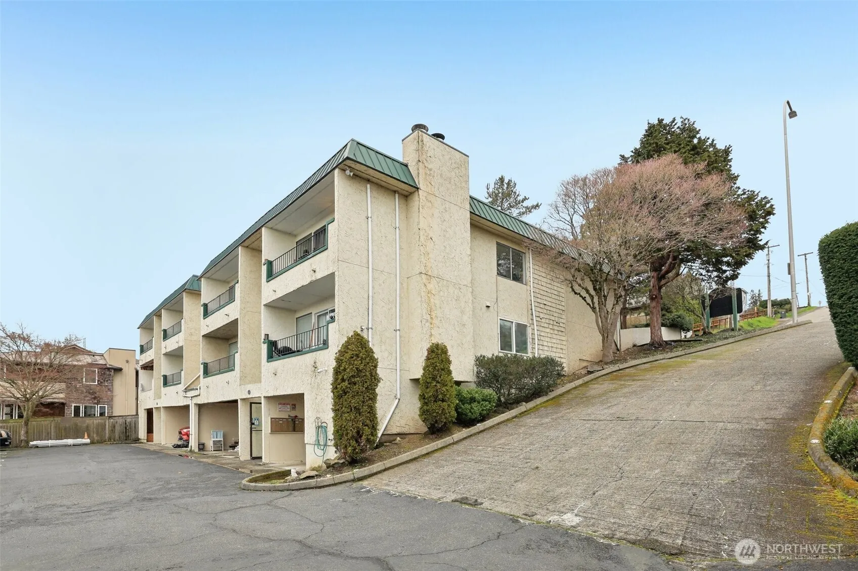 Property photo for 629 Cedar Avenue S #a202, Renton photo 3