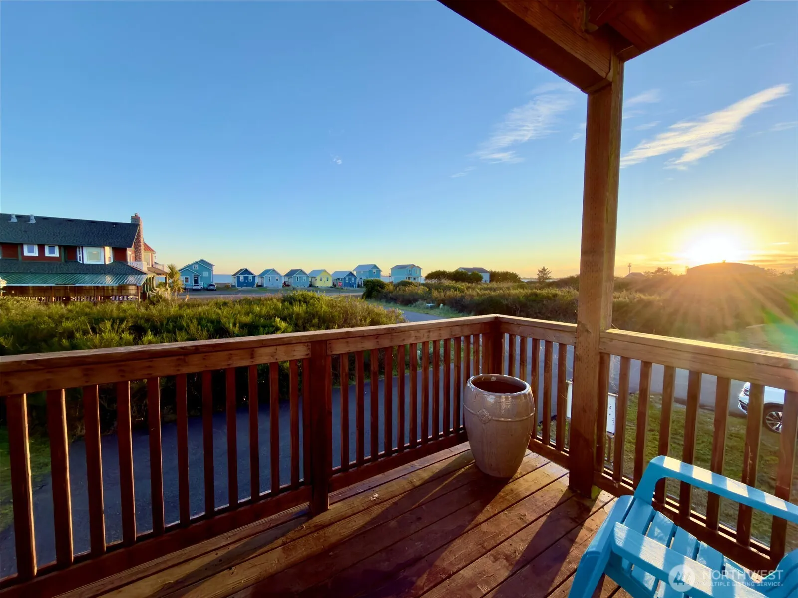 Property photo for 1046 Wawona Avenue Se, Ocean Shores