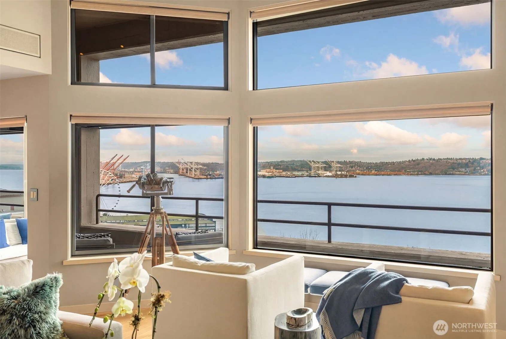 Property photo for 2021 1st Avenue #e8, Seattle
