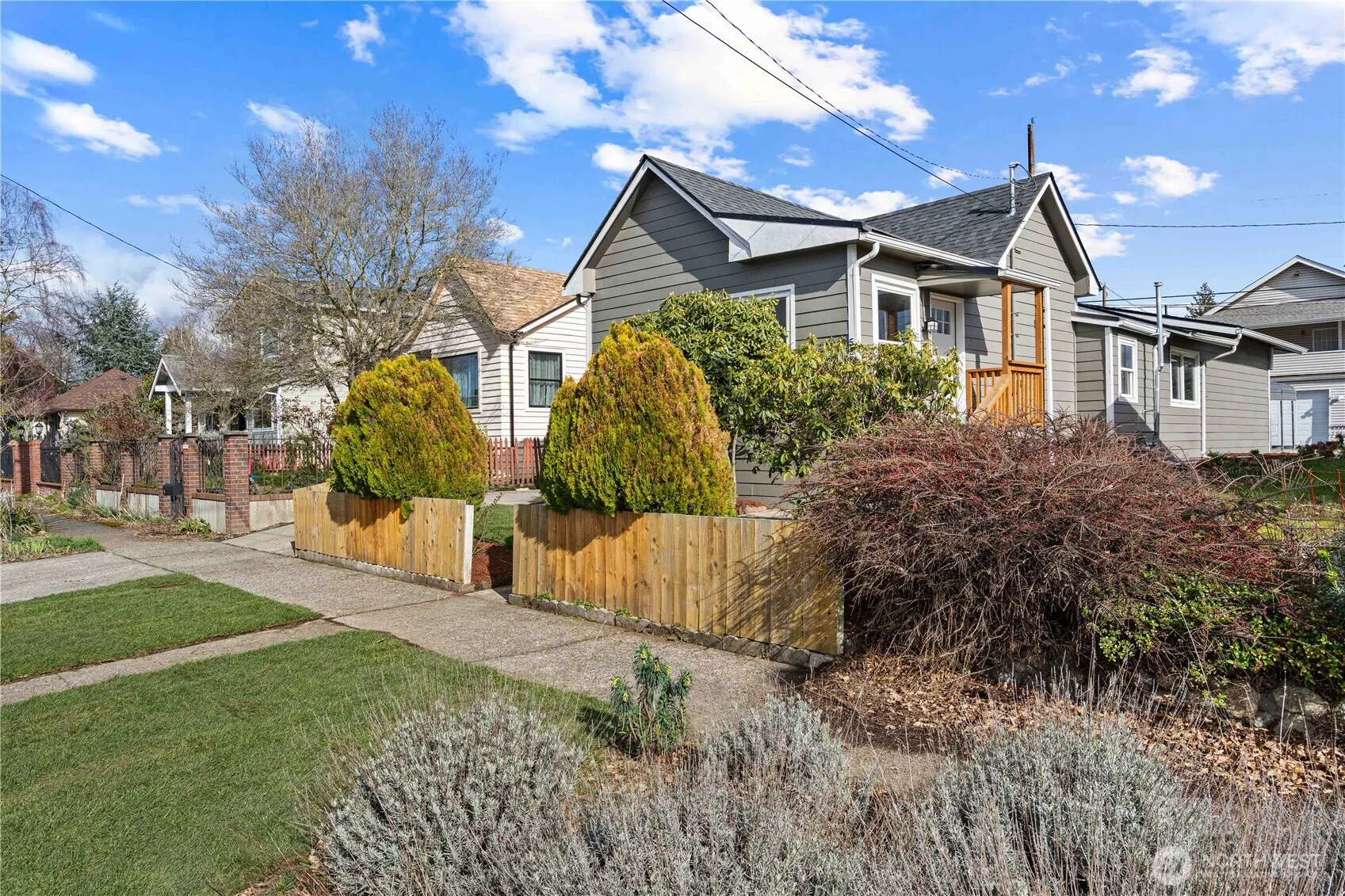 Property photo for 5526 20th Avenue S, Seattle photo 4
