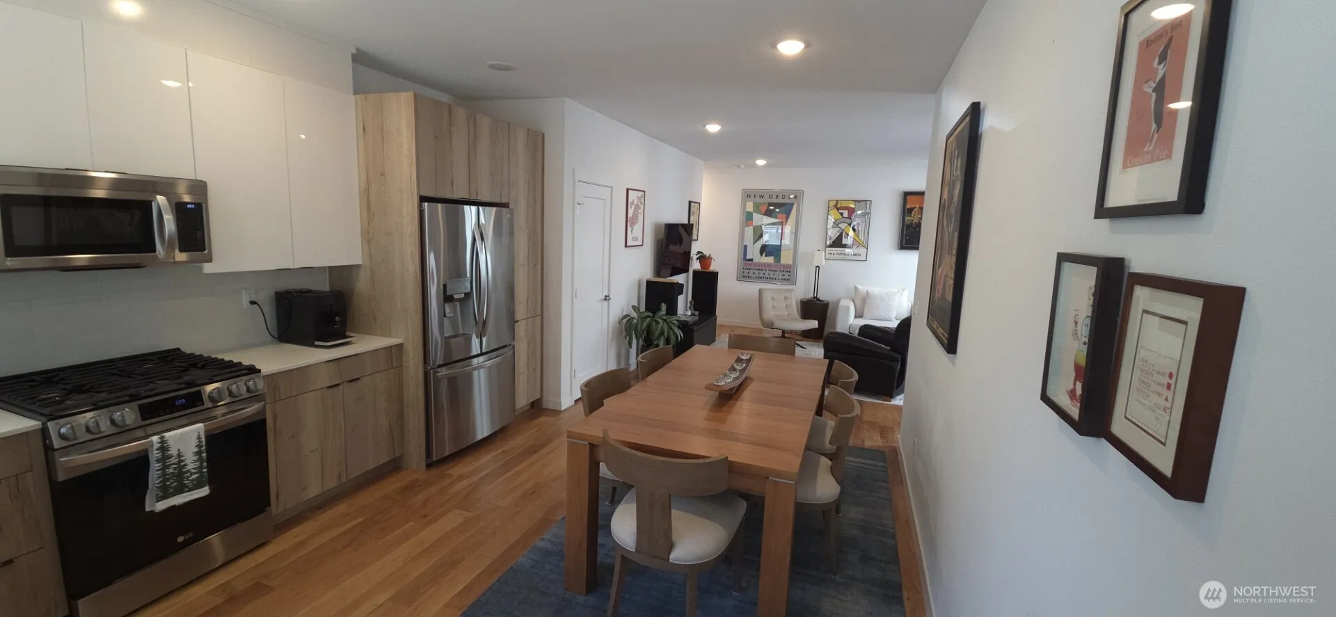 Property photo for 1524 13th Avenue S #a, Seattle photo 4