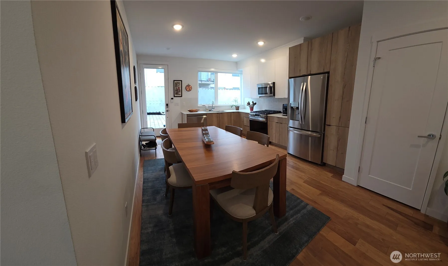 Property photo for 1524 13th Avenue S #a, Seattle photo 5