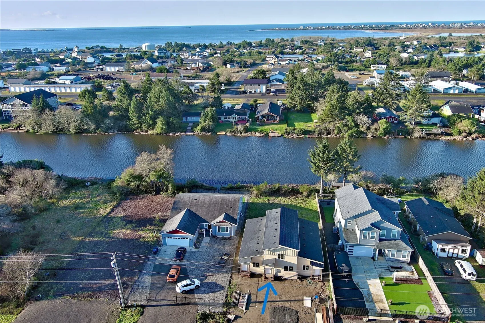 Property photo for 937 Mount Olympus Avenue Se #b, Ocean Shores photo 2