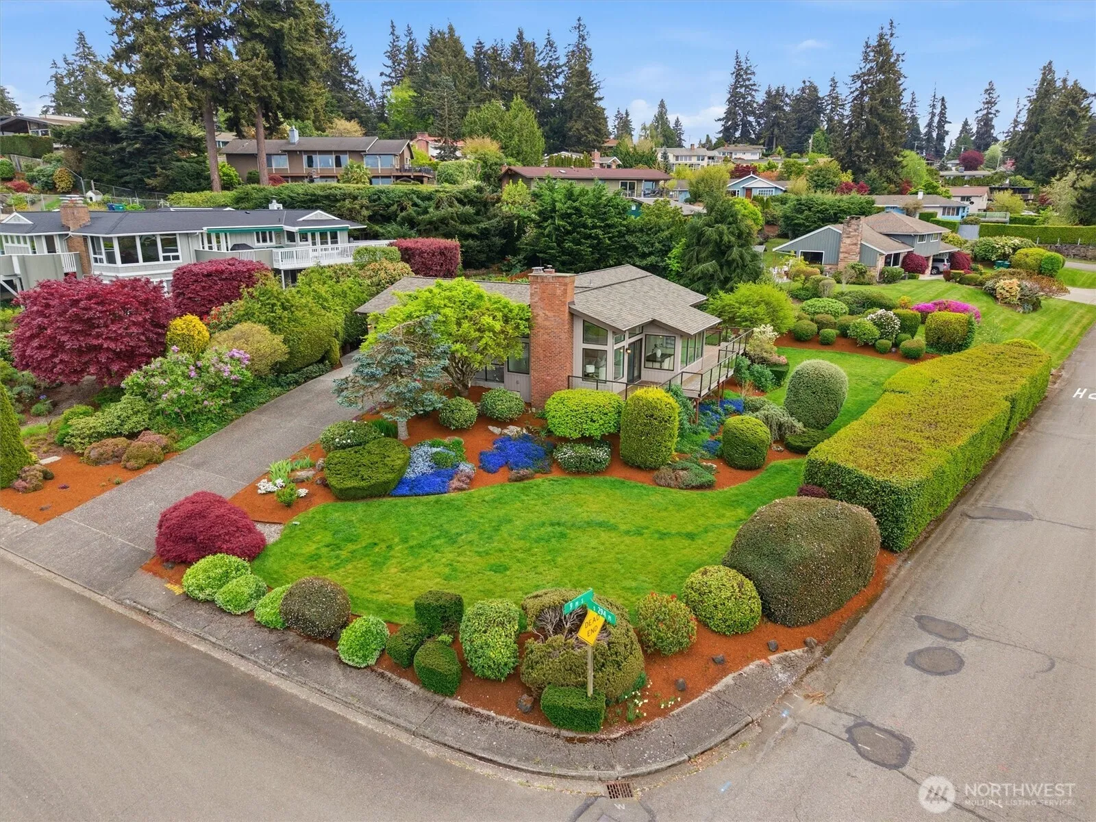 Property photo for 911 S 294th Place, Federal Way photo 2