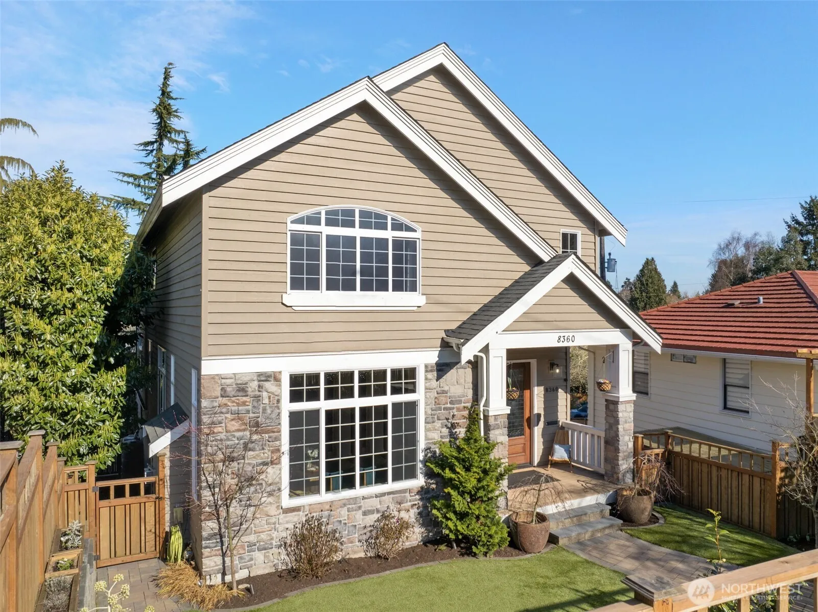 Property photo for 8360 Loyal Way Nw, Seattle