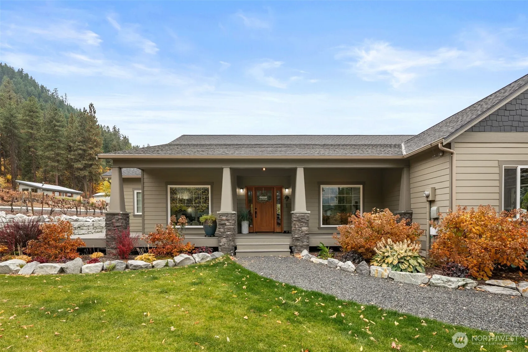Property photo for 11709 Pear Tree Court, Leavenworth photo 2