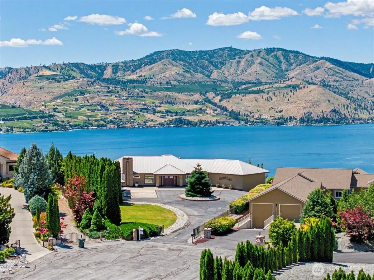 Property photo for 333 Highpoint Place, Chelan
