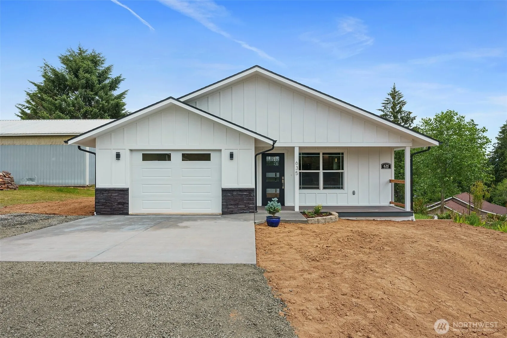 Property photo for 635 Elm Street, Raymond photo 2