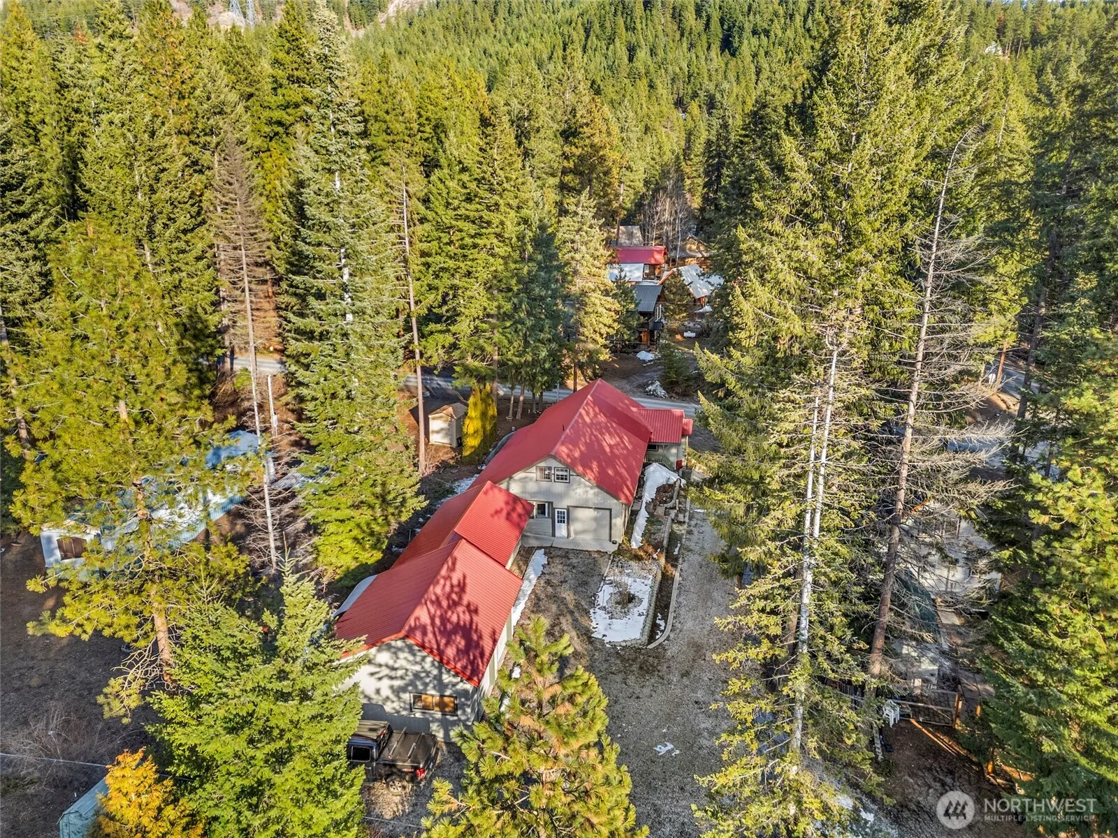 Property photo for 21823 Colt Road, Leavenworth photo 2