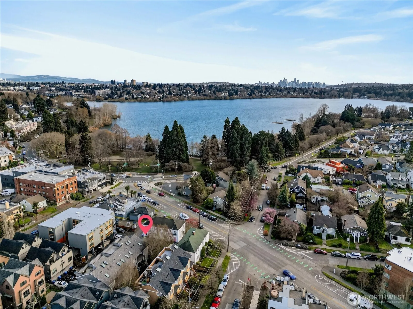 Property photo for 7870 Green Lake Drive N #10, Seattle photo 4