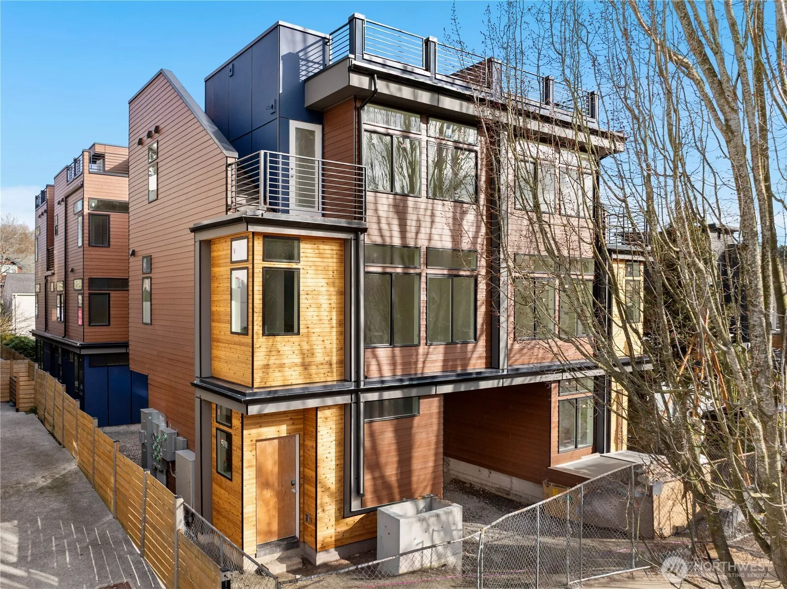 Property photo for 1136 B Nw 57th Street, Seattle